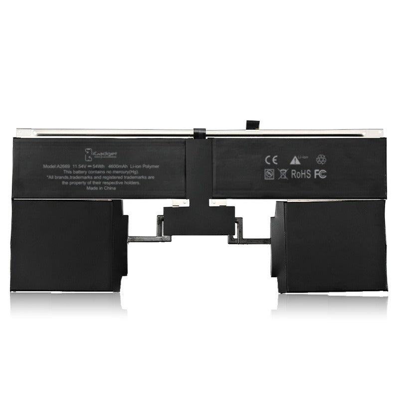 Label side of the MacBook Air 13 inch A2681 replacement battery, battery model A2669, printed with the iGadget label and CE, FC and RoHS marks on the cells