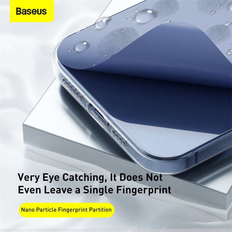 Baseus iphone transparent case is eye catching and it does not leave a single fingerprint.